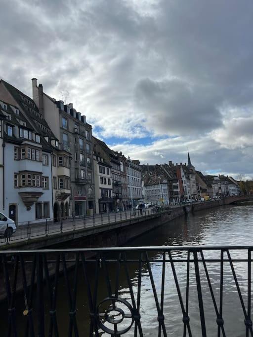 Luxueux Appartement Pres De La Cathedrale Strasbourg Eksteriør billede
